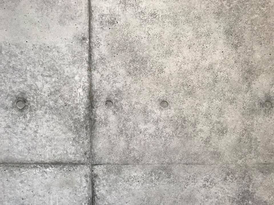 h h