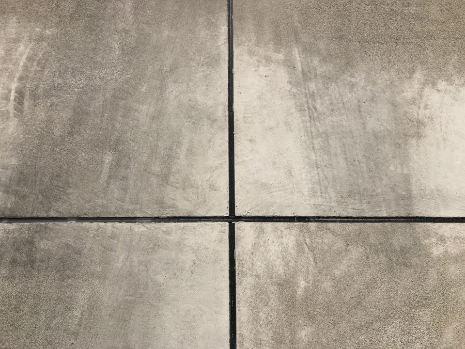 w w